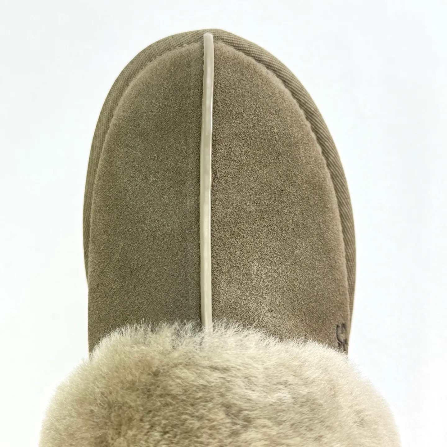 Self-pickup 💰400 2550 Thick-soled wool slippers (star slippers plus version) Comfortable toe-toe style, can be worn at home, wool slippers can be worn outside, cow split upper, Longfeng moccasin wool lining, original three-layer combination outsole, light and comfortable on the foot, only the top version, oil edge craftsmanship is exquisite! Color: maroon gray sand antelope brown black code number: 35-41